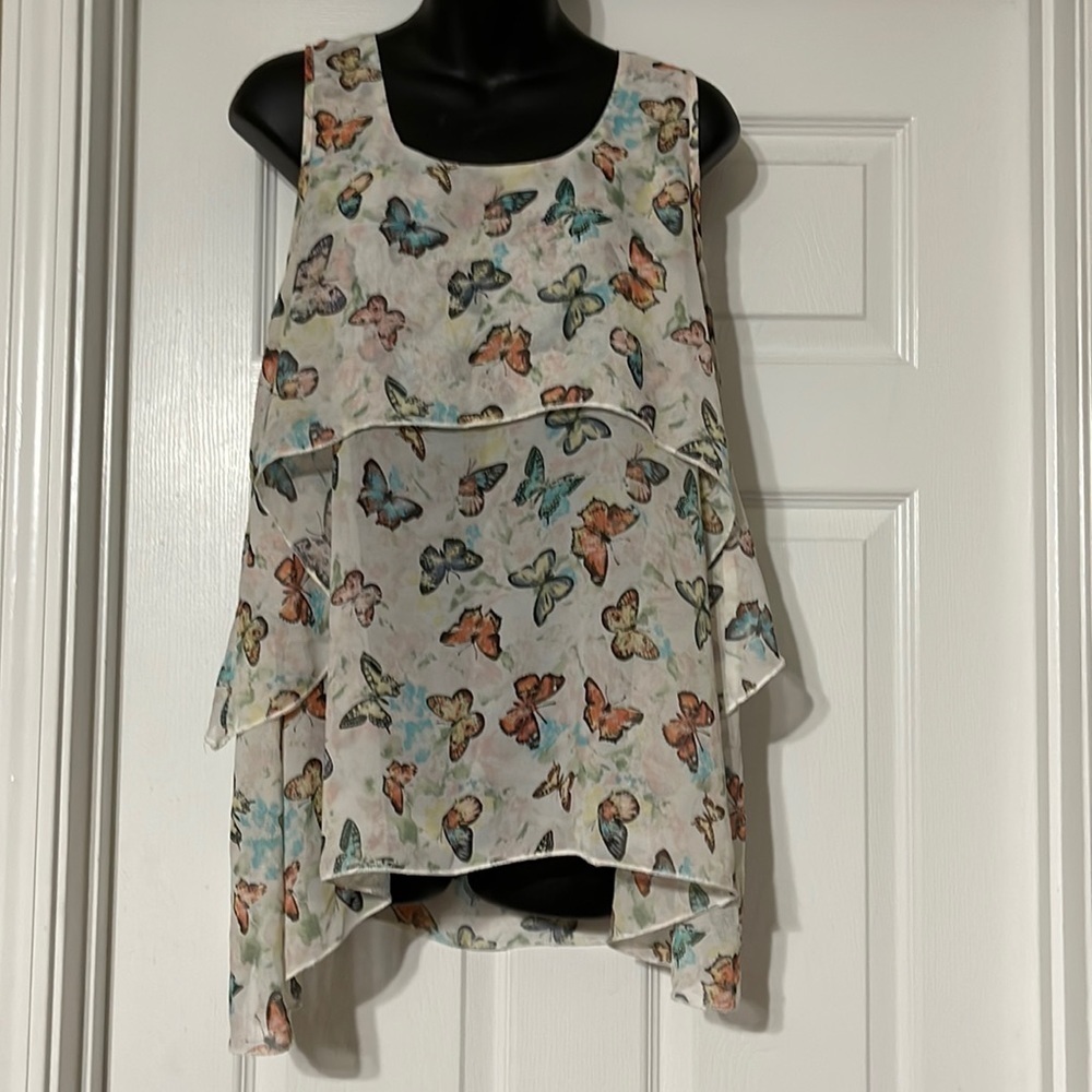Pretty sheer butterfly top XL